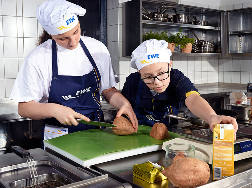 Schüler aus Brandenburg beim EWE Kochpokal